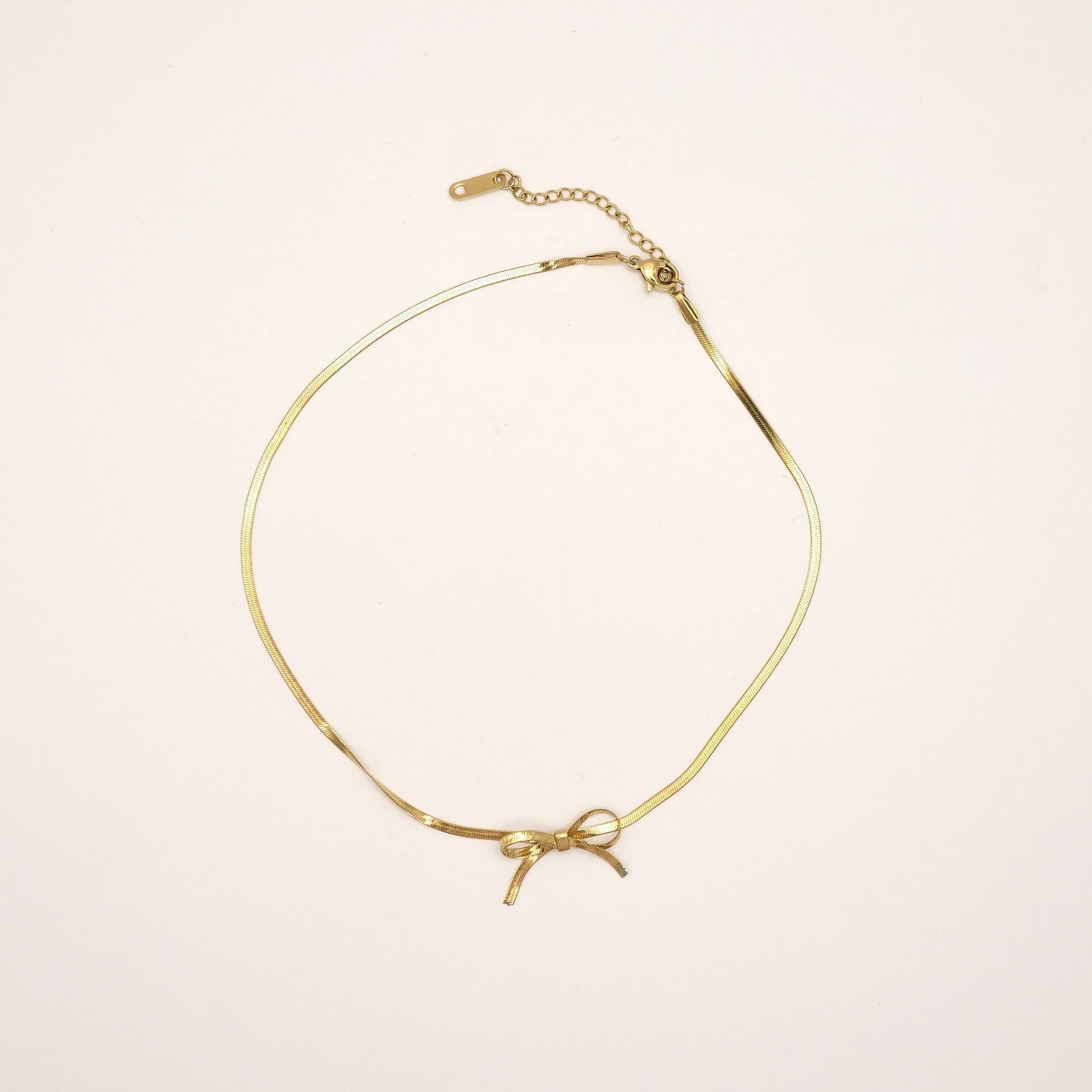 Ribbon Necklace