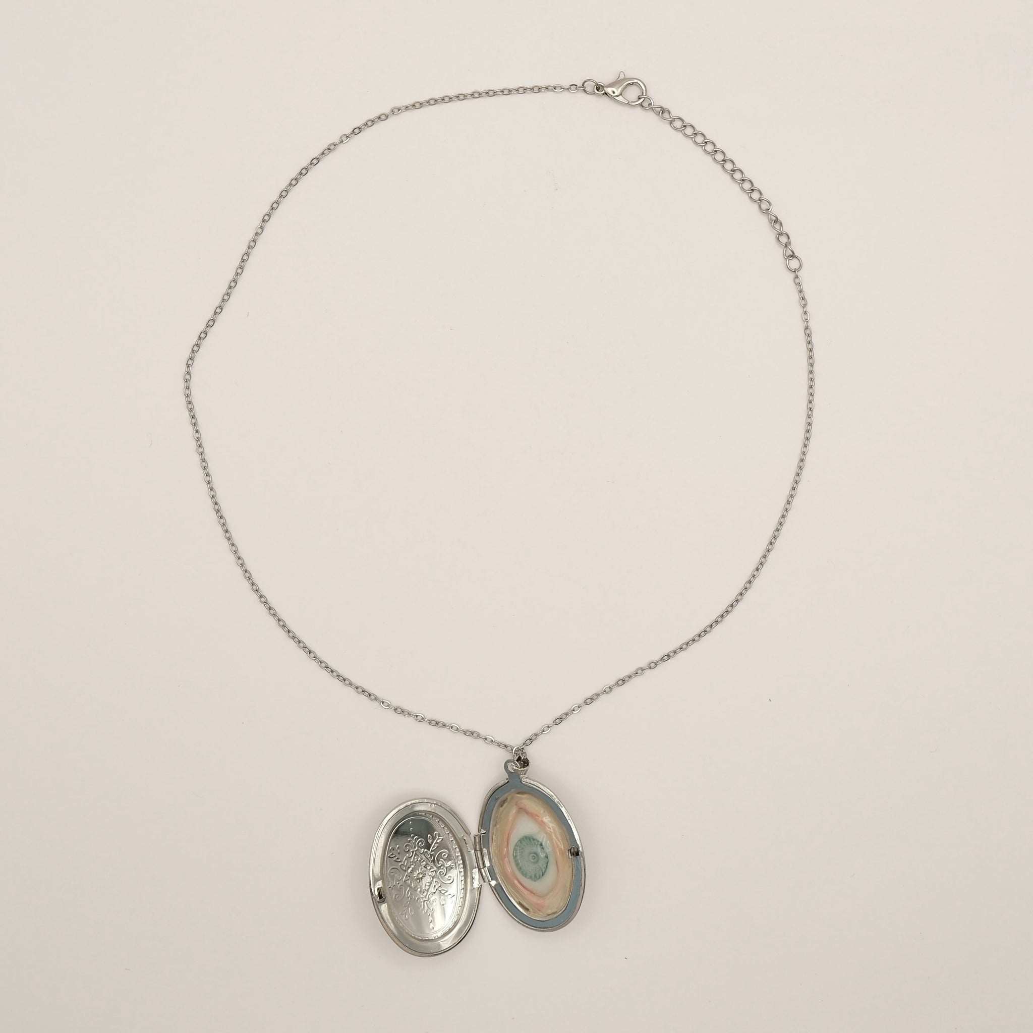 Carriable Lover Necklace- Blue Eye